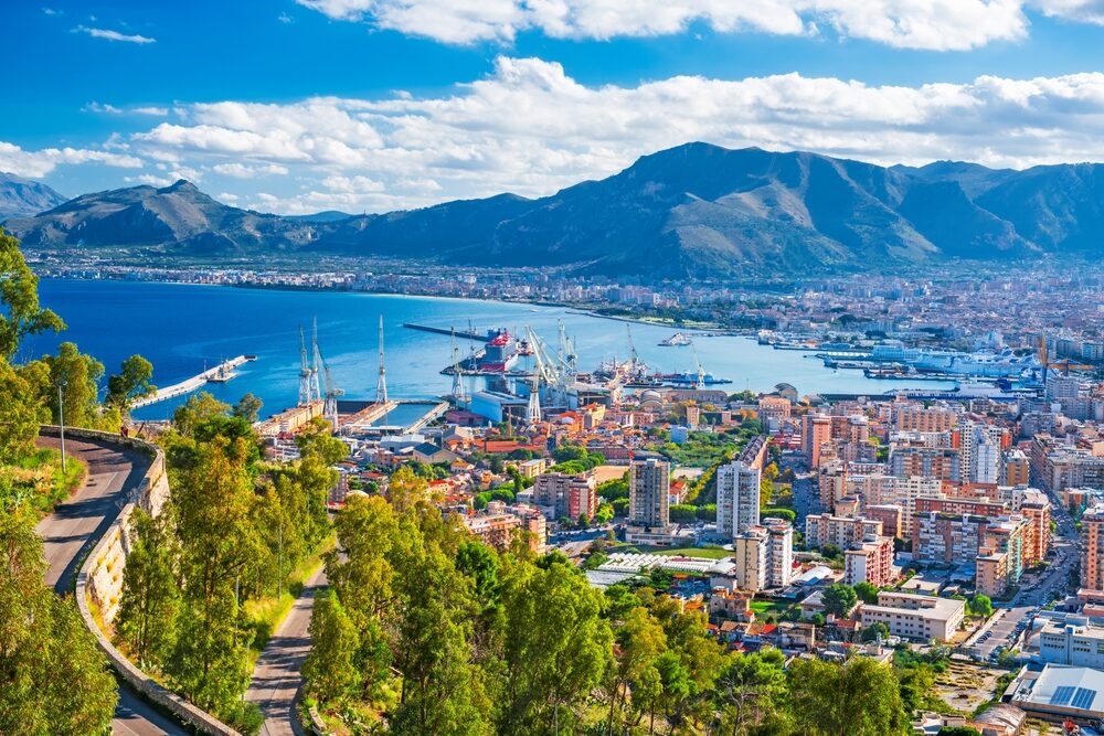 Cantiere navale di Fincantieri a Palermo