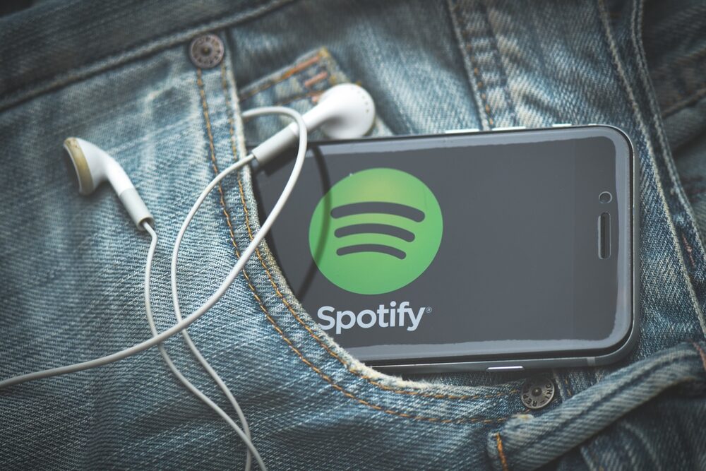 Espansione programma partner Spotify per podcast