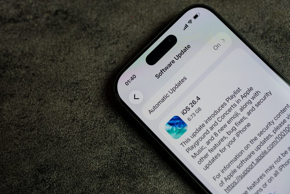 Screenshot di iOS 27 con nuove funzionalità di Siri
