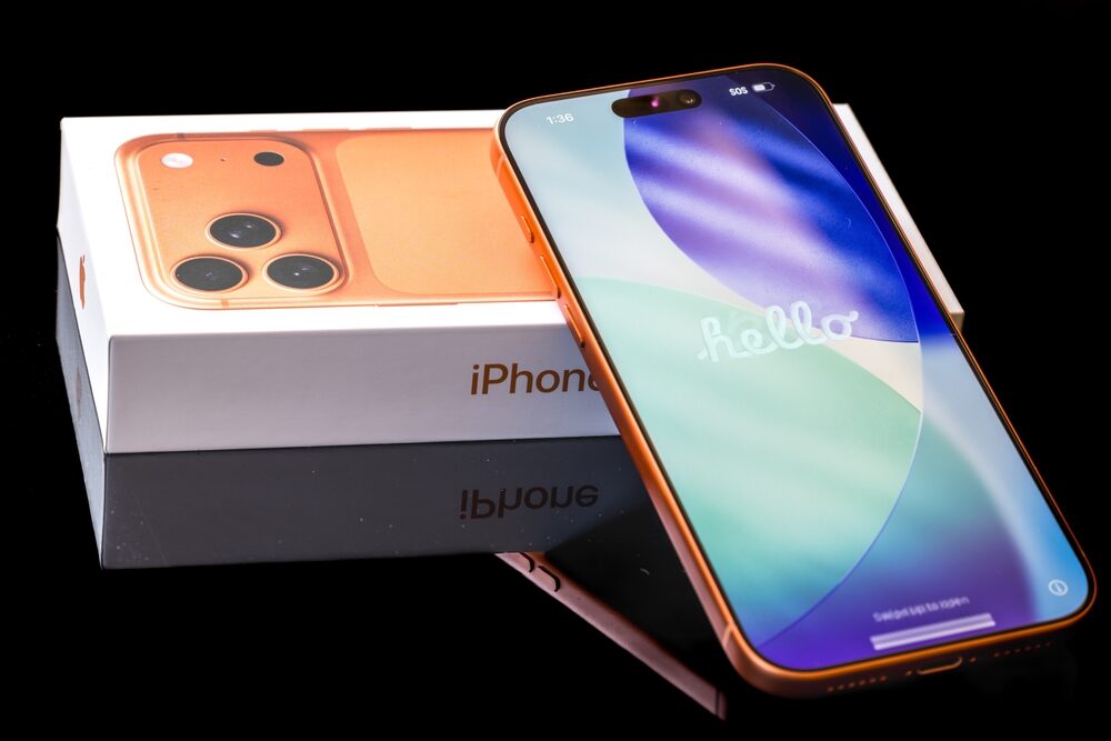 iPhone Duo pieghevole con design in titanio